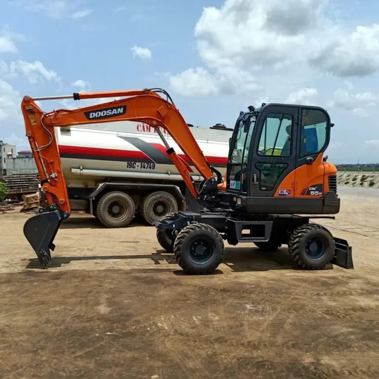 Máy Xúc 50W Bánh Lốp